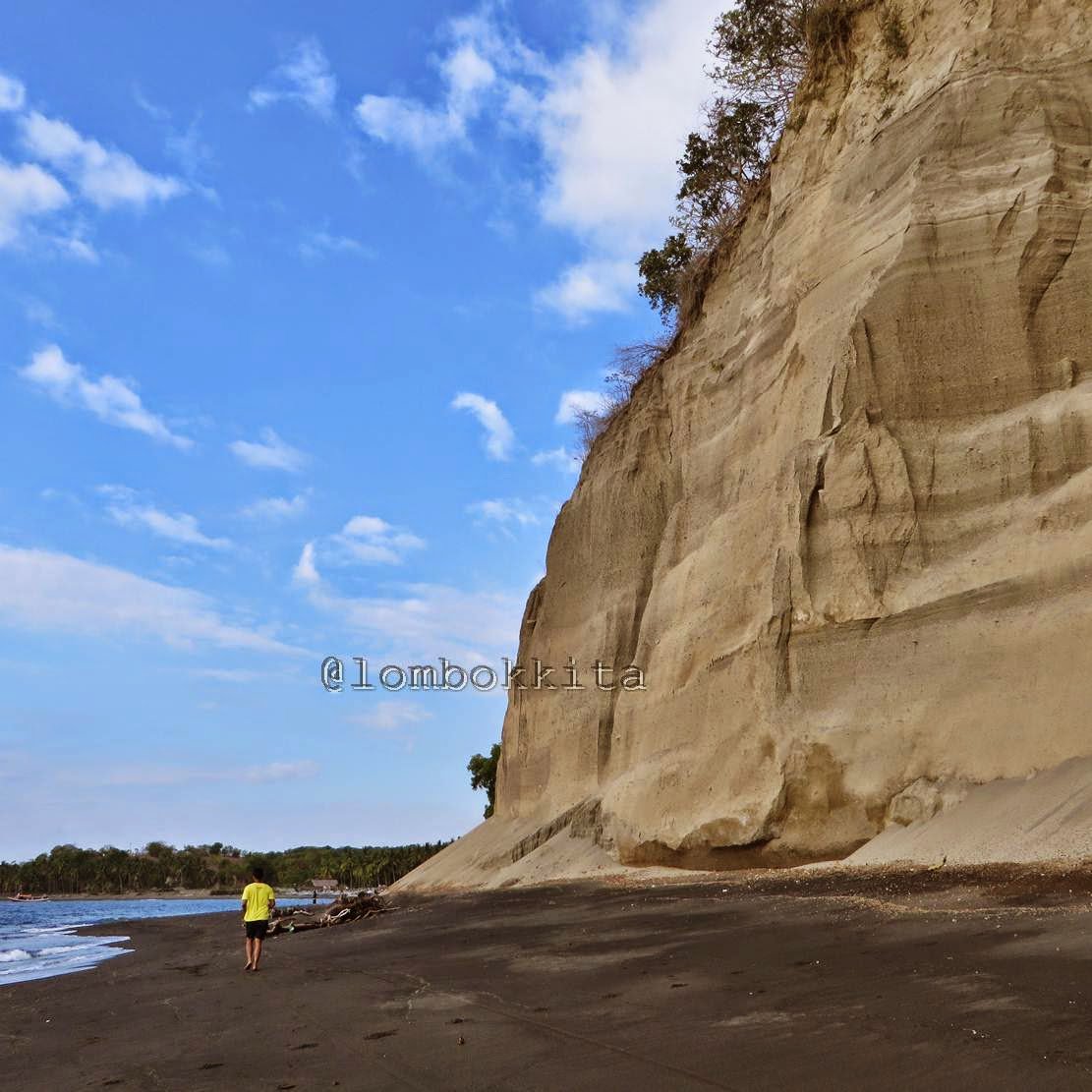 lombokkita's tweet photo. Pantai Tebing, Lombok Utara https://t.co/JdjaesSl9m

#PesonaPantaiLombok https://t.co/o5t8Qsnoaq
