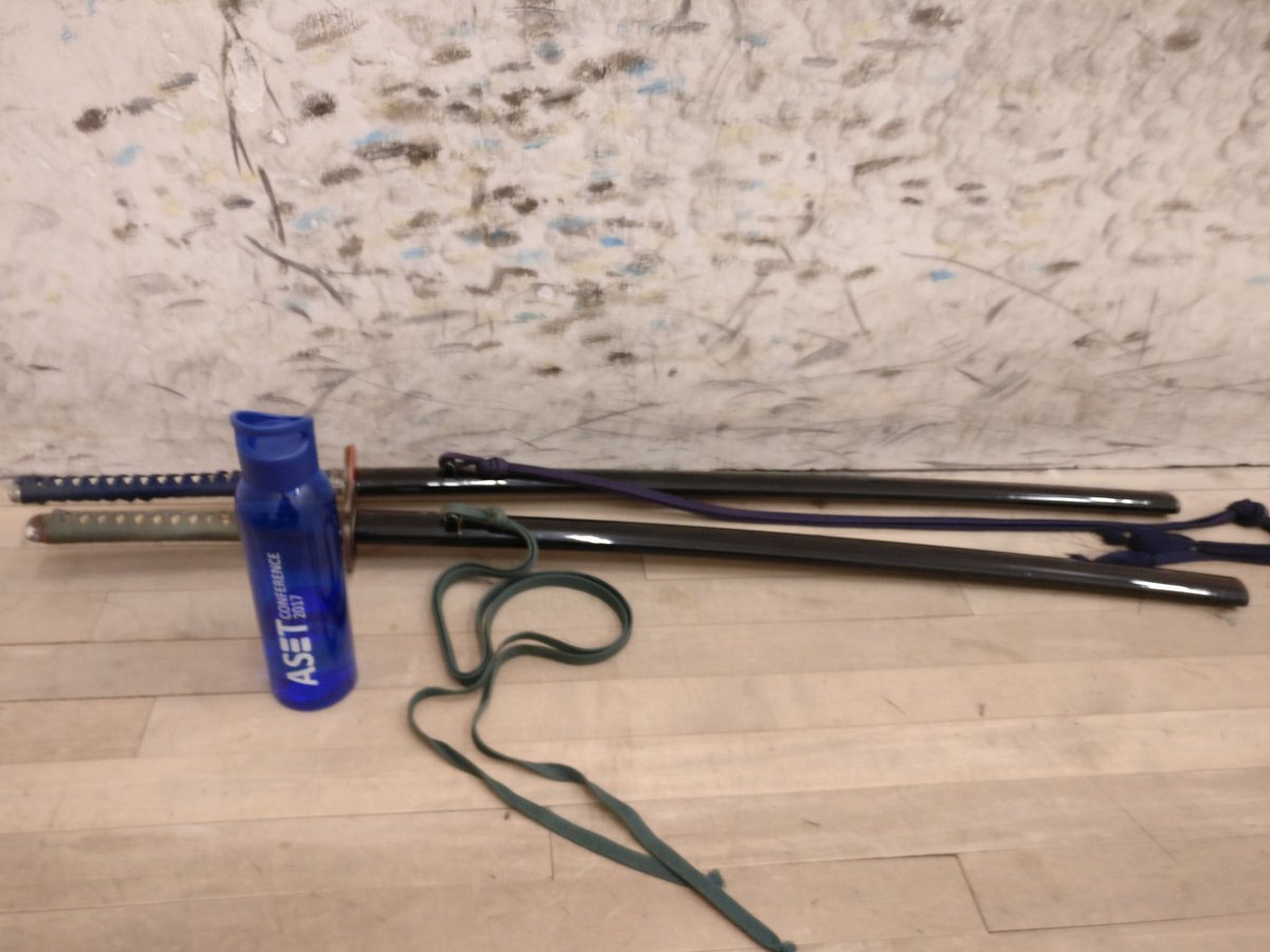 ProfCTurner's tweet photo. Spot of morning muso jikiden eishin ryu #iaido in an @UlsterUni squash court with my #aset17 water bottle. Not just the sword that's rusty. https://t.co/pof6IbvB6I