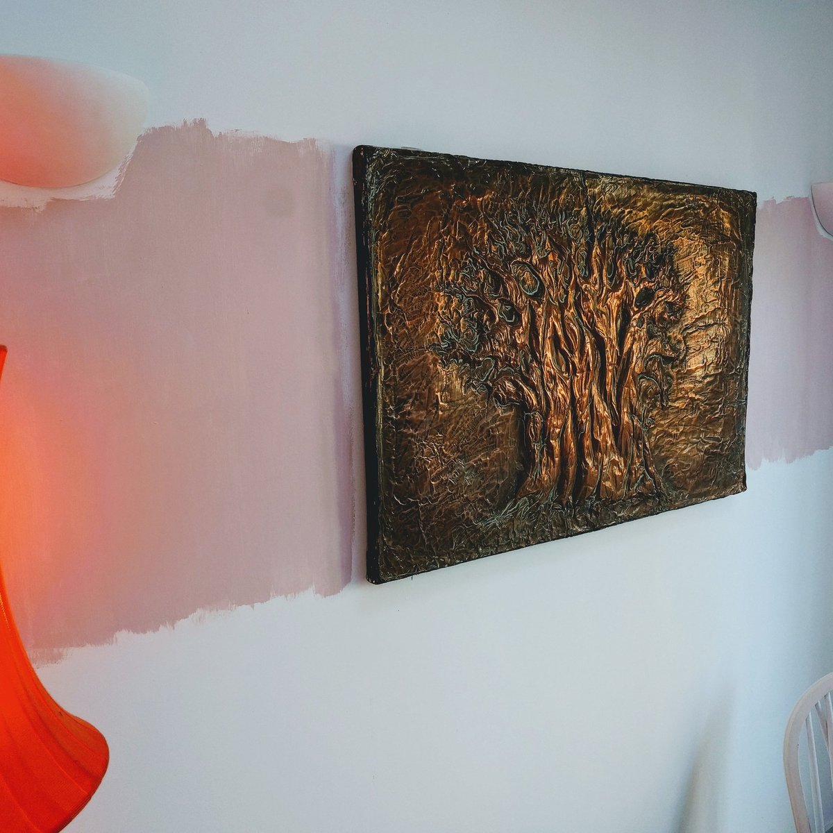 Dangerous being an interior designer with five mins free. 'Him-indoors' is gonna love me even more! #interiordesign #copper #orange #pink