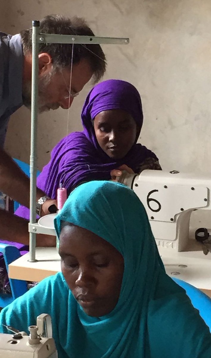 uchceu's tweet photo. #FreeDesignBank Un #proyecto consolidado y reconocido @afrikable @designCEU https://t.co/79PWzQ1Gvy #Solidaridad #Voluntario https://t.co/mrBcf8CC3J