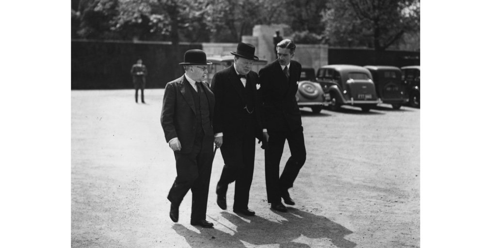 HistoryExtra's tweet photo. “Seldom in #history has a figure done so much, both good and bad, and made such a difference…” https://t.co/iGPlFD6qMj #Churchill https://t.co/O5WwezGHvF