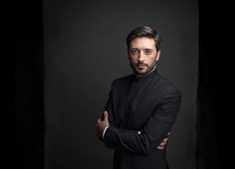 ANTONIO MÉNDEZ: "La esencia de las cosas requiere tiempo y la música nos ayuda a entenderlo". Por @GonzaloLahoz plateamagazine.com/entrevistas/33…