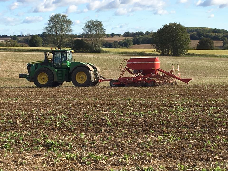 #drilling with Horsch Sprinter 8m <a href="/HORSCHUK/">HORSCH UK</a> @PTuckwellLtd Great job <a href="/PeterHitchcock/">Peter Hitchcock</a>