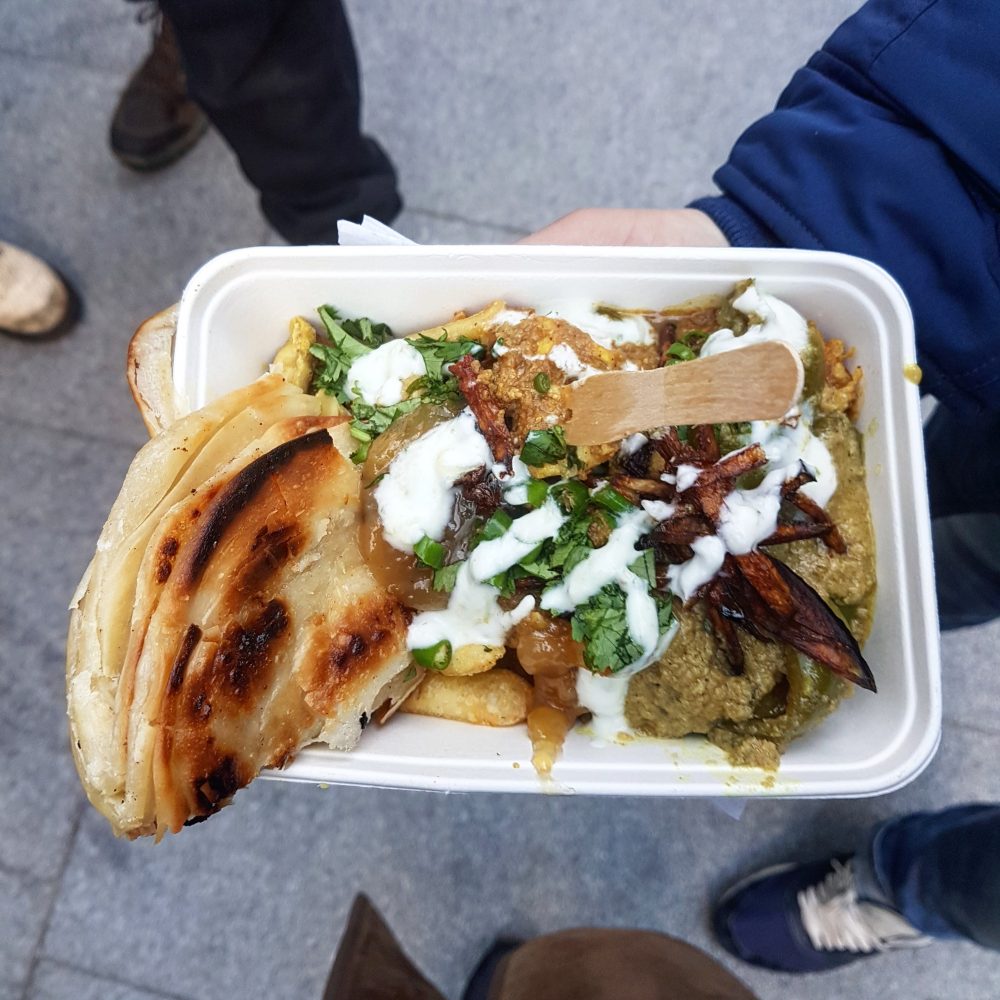 JohnsCoLondon's tweet photo. Treat yourself to @CurryOnFood at @KERB_ WIQ today! Don't like curry? Plenty of other stuff on offer too! https://t.co/2mKH43YAIu https://t.co/esHvPm7AMF