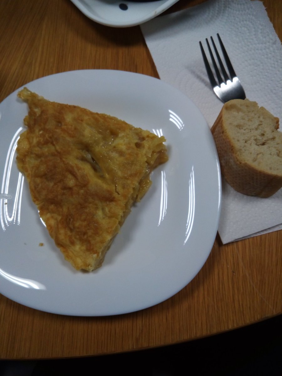 Psichodollogy's tweet photo. Clientes que te dan tortilla de patata <3 #startuplife #ux #startupsmolonas @AlexSagrado cc/ @devialab https://t.co/Ss0v7WSd9L