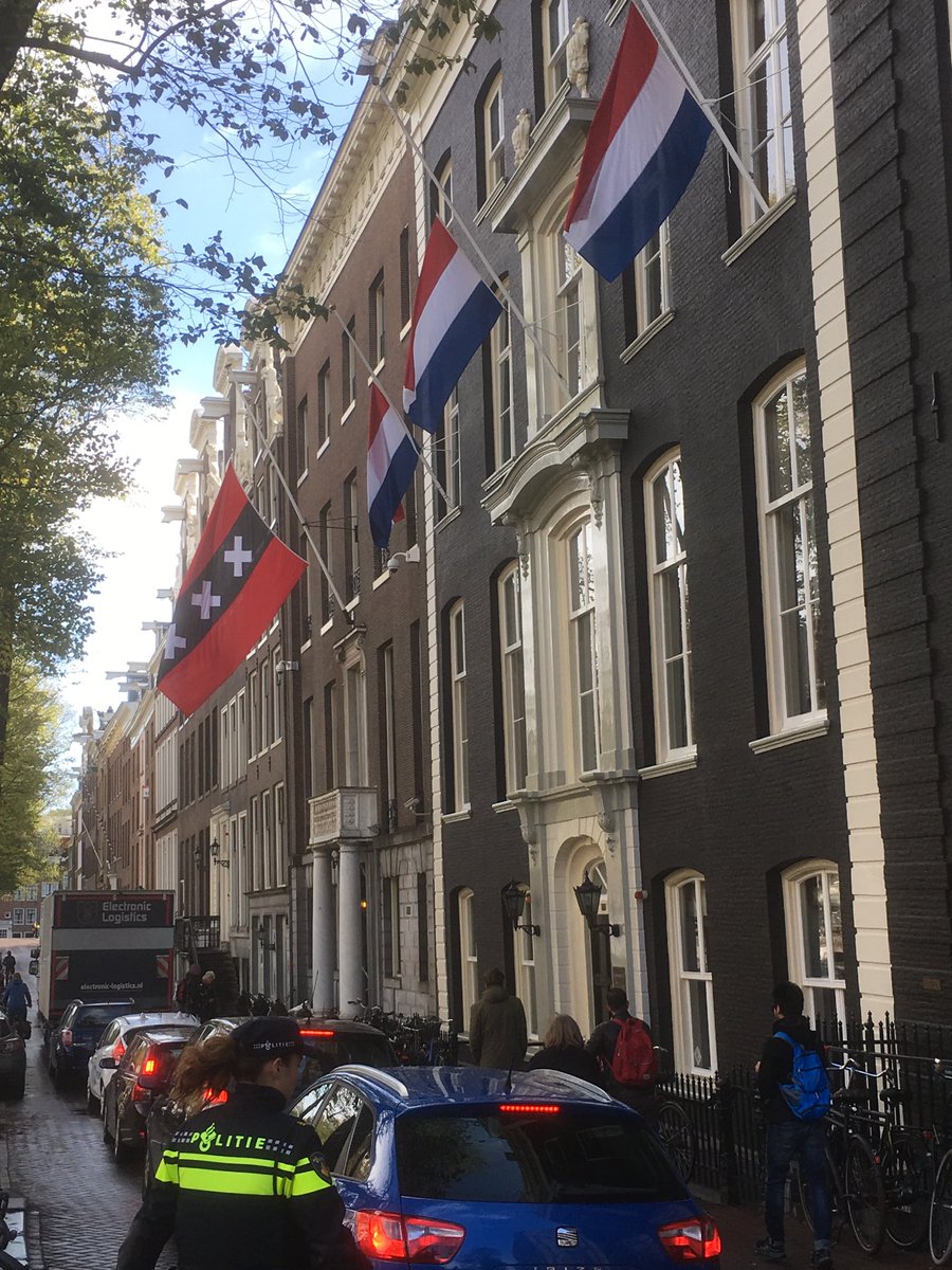 De Herengracht treurt.....