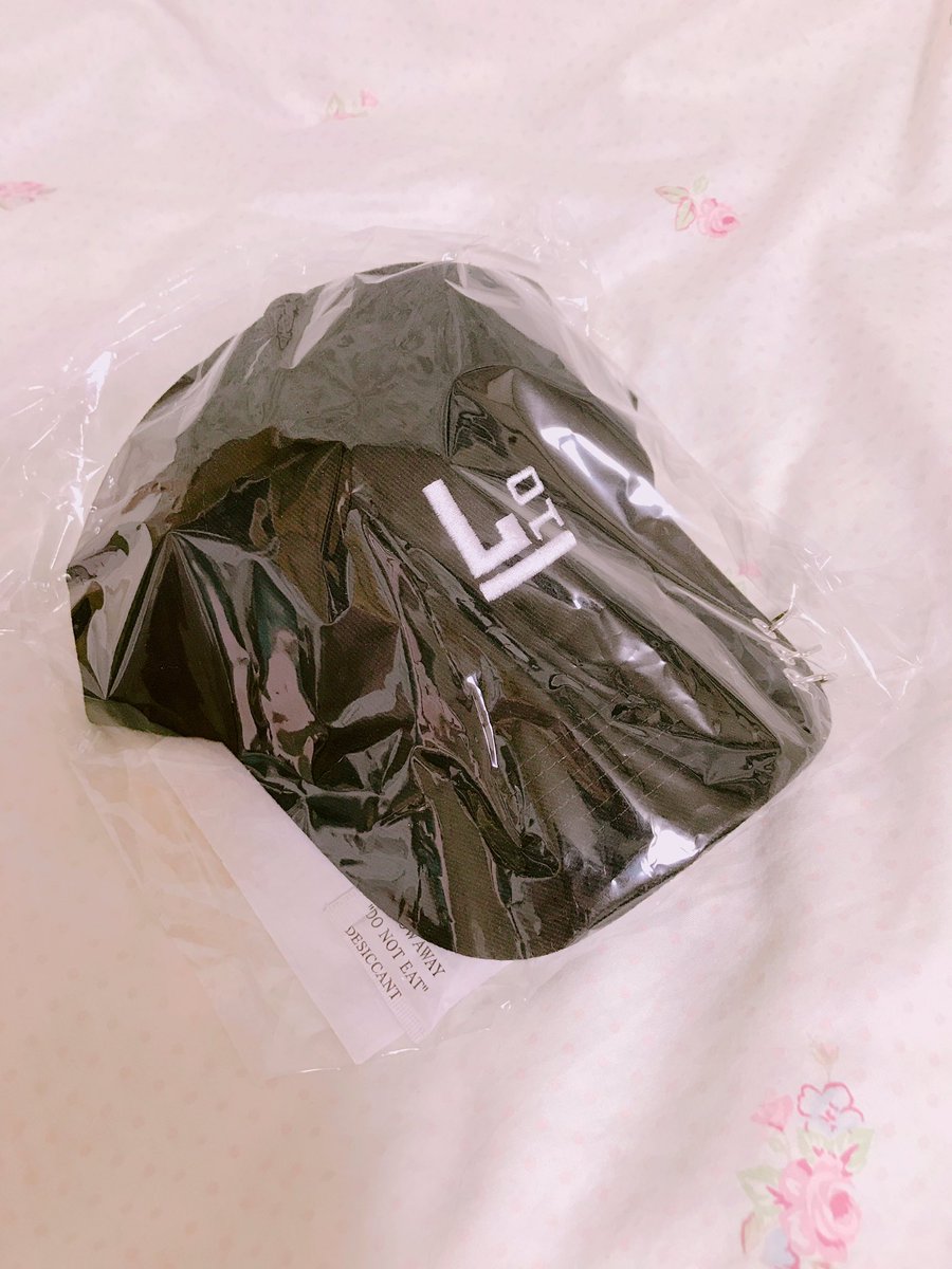 YERINPEACH112's tweet photo. 🎁レイペンの為のソンムル企画③🎁

【キャップ】

締切:10/14 21時
当選者発表:抽選が終わり次第

🌟応募方法🌟
・レイペンである事(レイペンと分からなかったら抽選から省きます)
・RTする事
・フォローする事(フォローする際はプロフィール読んでね)

⚠️複数参加❌ https://t.co/CWDwV07ZD6