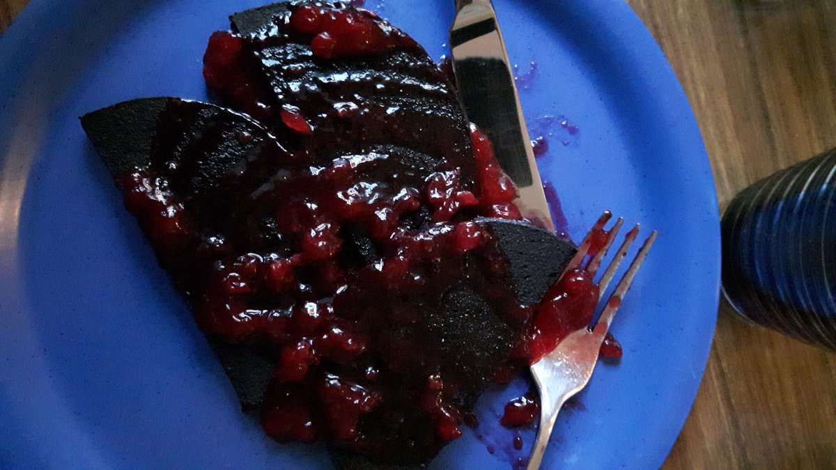 mageijonsson's tweet photo. Äntligen helg! #blodpudding https://t.co/2bSgCuztUX