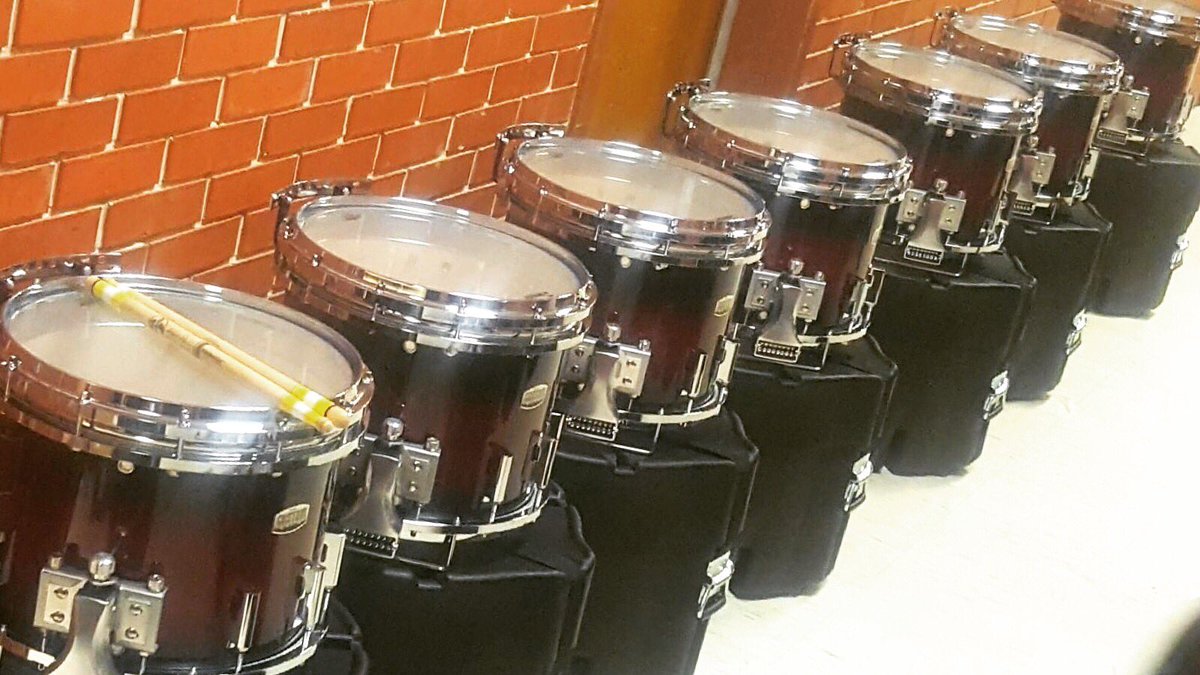 dynastyperc's tweet photo. New drums for Alabama @aamuband! #MaroonFade #CustomLacquer #TeamDynasty https://t.co/zVi9y2wmNT