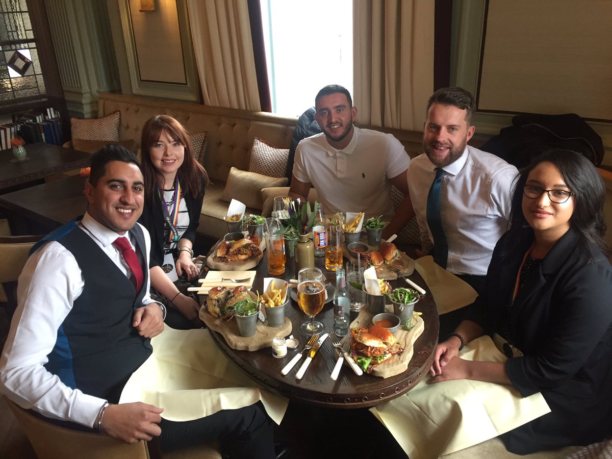 GrahamAndoErac's tweet photo. #SCE Vote winners lunch at Gleneagles. Customer service is our way of life. We work hard and reward hard work. #ERACscotland @dianemul11 https://t.co/6LqUIGb0m1