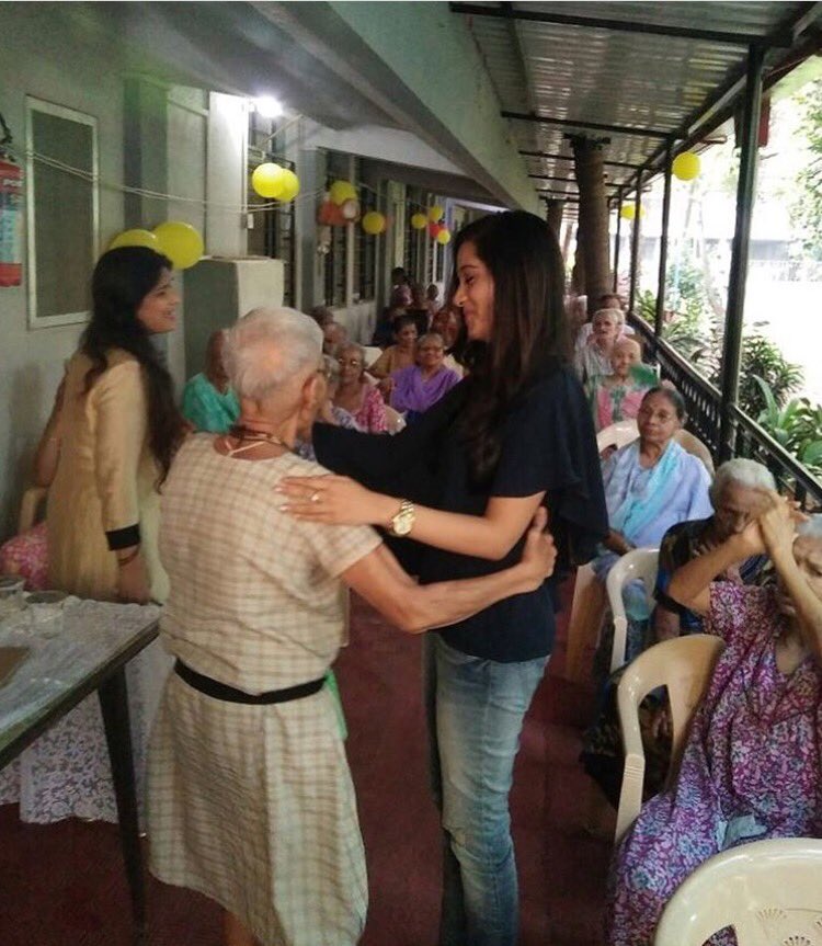 PreetikaaINA's tweet photo. Preetika &amp; Molly...An evening when you witness two beautiful people (inside out)dancing with love @preetikatweets 
#nirbhayudaanfoundation https://t.co/hpYKrFQVw6
