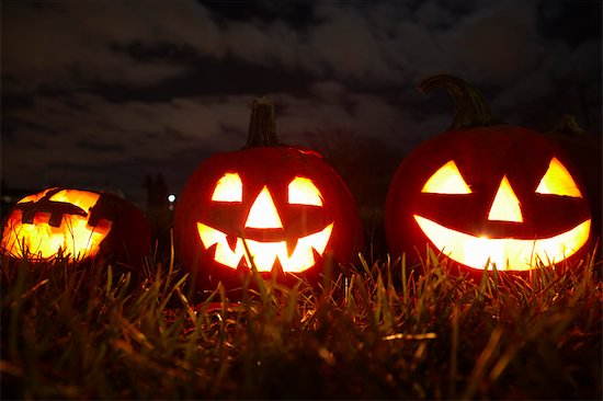 PeruFoto's tweet image. YA VIENE LA NOCHE DE BRUJAS!!MIRA EN @perufoto #realplaza #plazasanmiguel #oeschle #megaplaza #plazavea #ripley #sagafalbella #tottus #wong