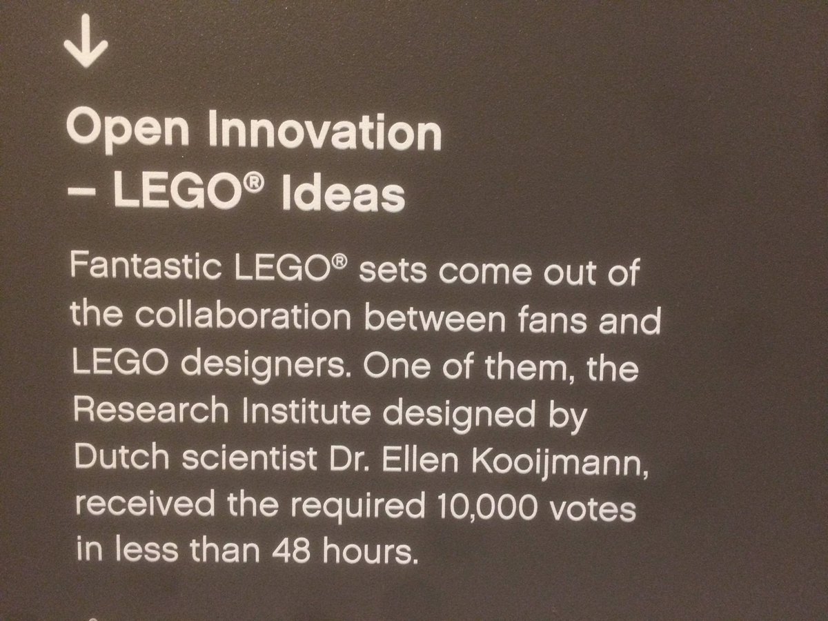 CERuge's tweet image. @AIatariel congrats for beeing mentioned in the #Legohouse