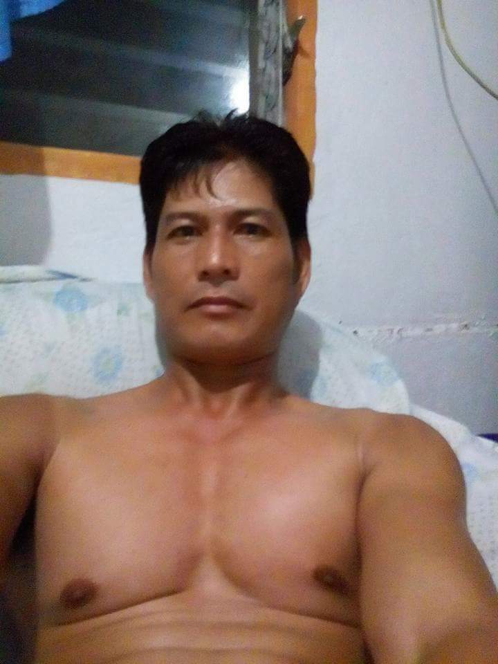Dadloversss's tweet photo. si daddy ko oh niyayaya nnmn ako.. nmiss nya daw pechay ko #daddy  #burat #KantotGoals #kantot #iyot #tamod #tatay https://t.co/wVKvVtPORE