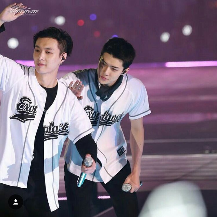 bemycompany_'s tweet photo. #HAPPYLAYDAY #HappyYixingDay @weareoneEXO #EXO #EXOL #zhangyixing #yixing #yixingday #hunxing https://t.co/GNDEzZLYdO