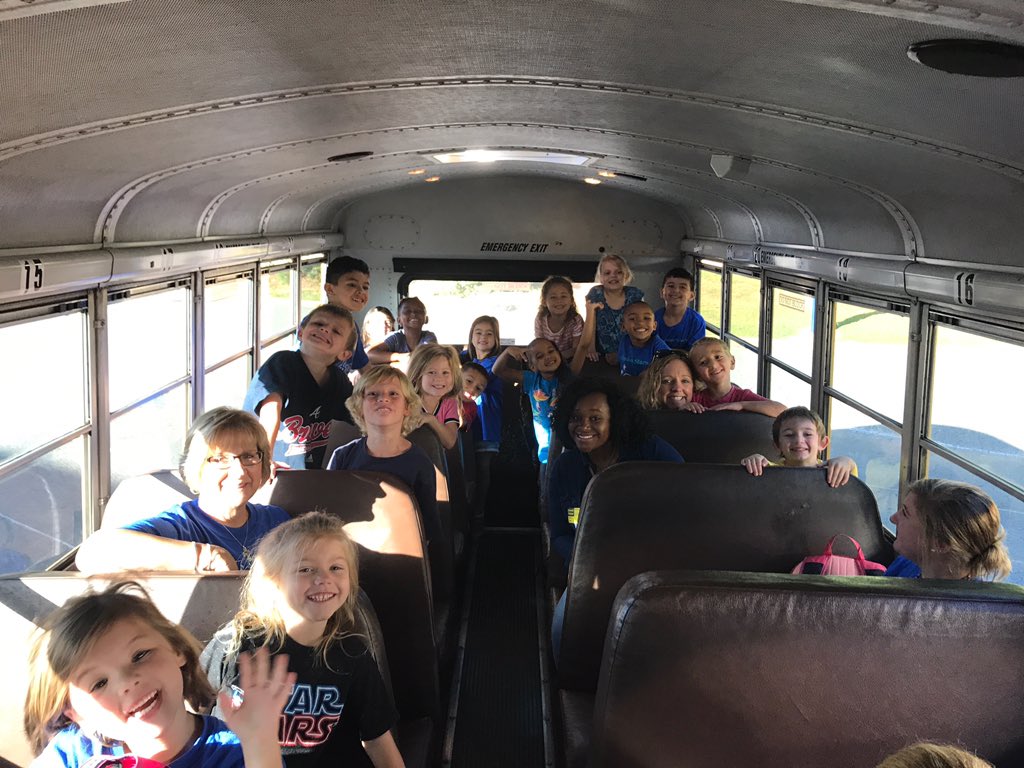 NicholsonElem's tweet photo. Hi ho, hi ho, it's off to Suntrust Park our Kimdergarteners go! https://t.co/fJPYgvgn6z