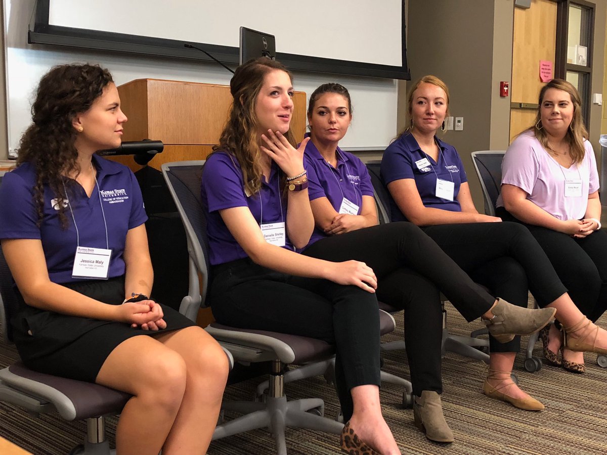 SallyYahnke's tweet photo. K-State FCS ED majors answering questions at #WILDABOUTFCS https://t.co/tr6Sh12OHe