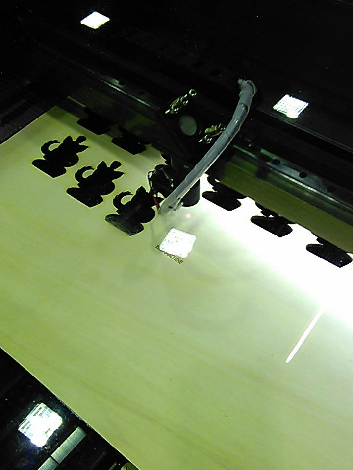 vcomputing's tweet image. Chat coupe.. #FFH