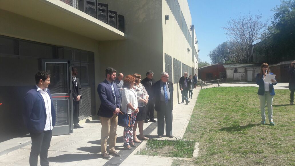 sergesiciliano's tweet photo. En #LaMatanza inauguramos las obras de la Escuela Técnica N° 2.
Un nuevo edificio, para un gran proyecto educativo! https://t.co/UZUnrOdR7N