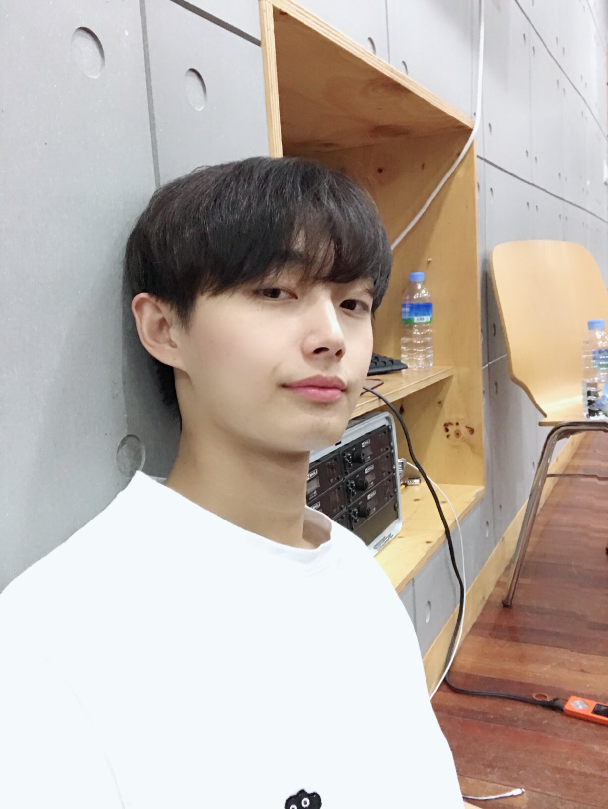 DLd3mGjUEAAUNn6.jpg:orig