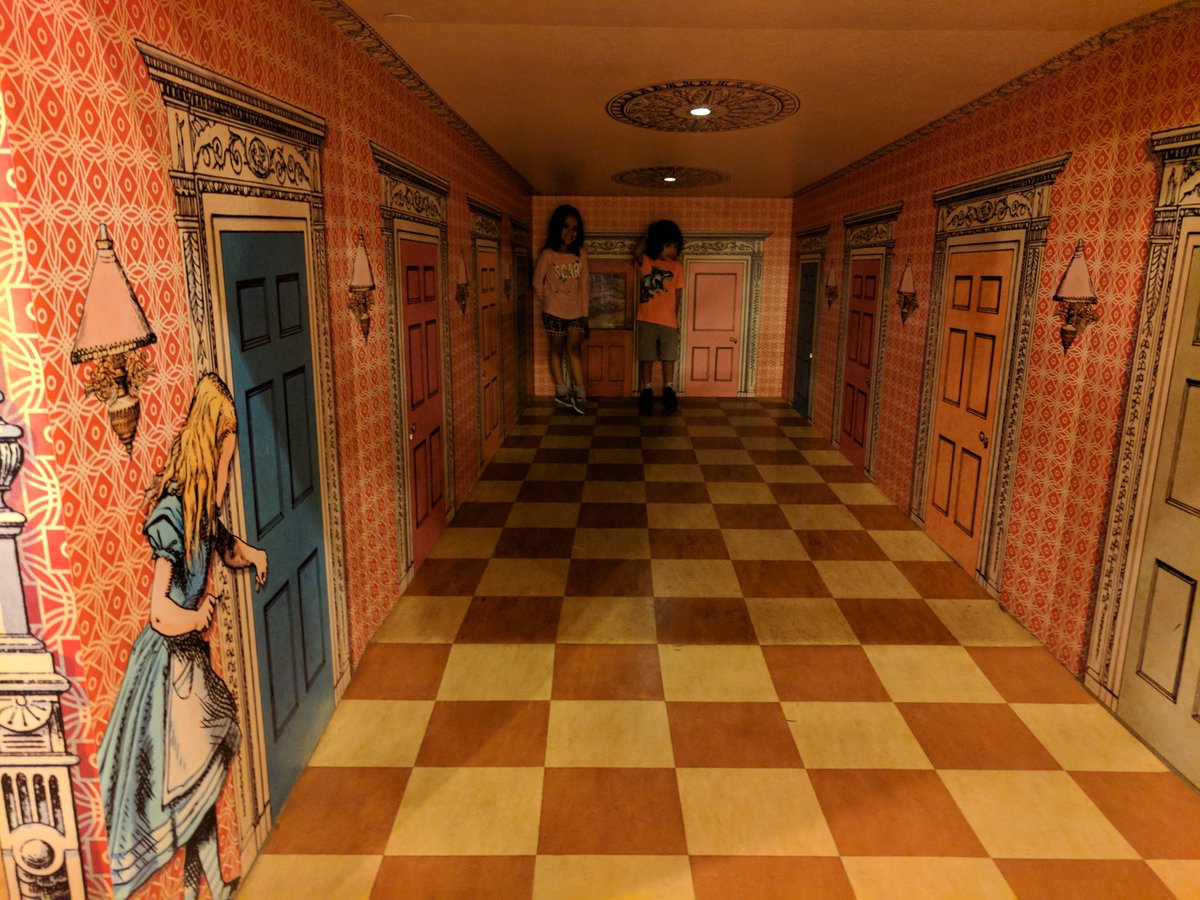 YashYanthi's tweet photo. Okay. Stop. The alice in wonderland part of the @visitphilly @pleasetouch is Ah-mazing!! #MurphysDoPhilly #PhillyPartner https://t.co/mTZsMZVGnL