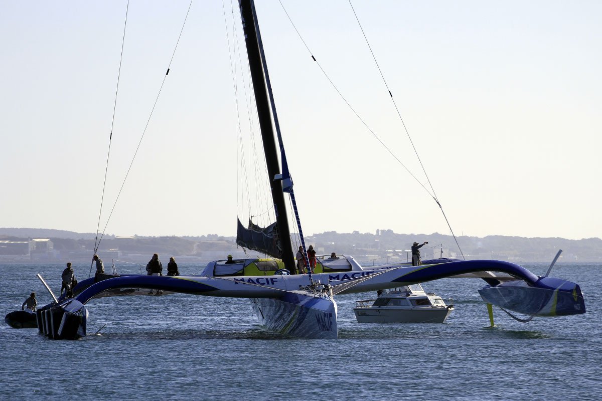 PNavires's tweet photo. François Gabart et son maxi-trimaran MACIF sont en escale à Brest ce WE quai Malbert @francoisgabart @CoteBrest @BrestFr photos @YannEllebe https://t.co/PlOu8n30rB