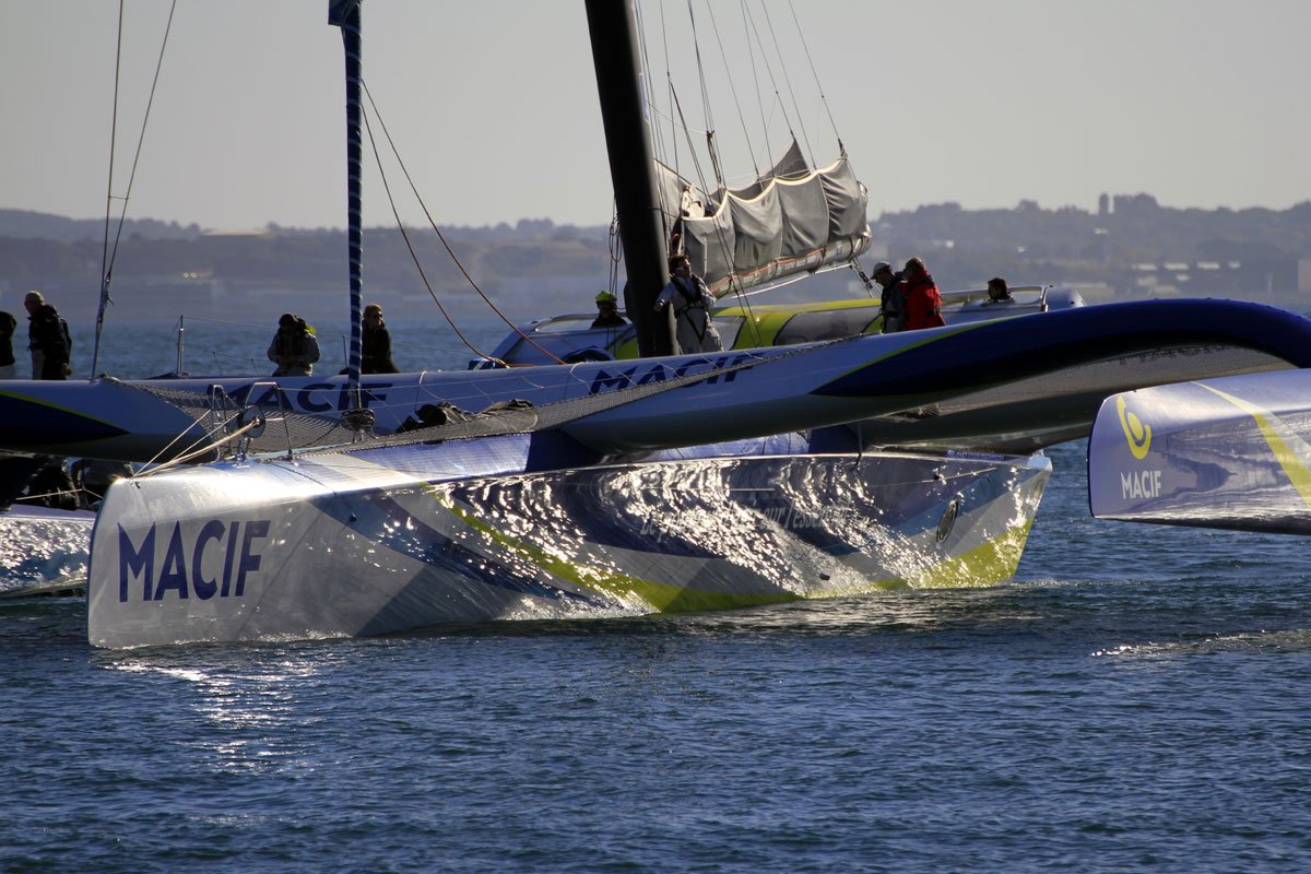 PNavires's tweet photo. François Gabart et son maxi-trimaran MACIF sont en escale à Brest ce WE quai Malbert @francoisgabart @CoteBrest @BrestFr photos @YannEllebe https://t.co/PlOu8n30rB