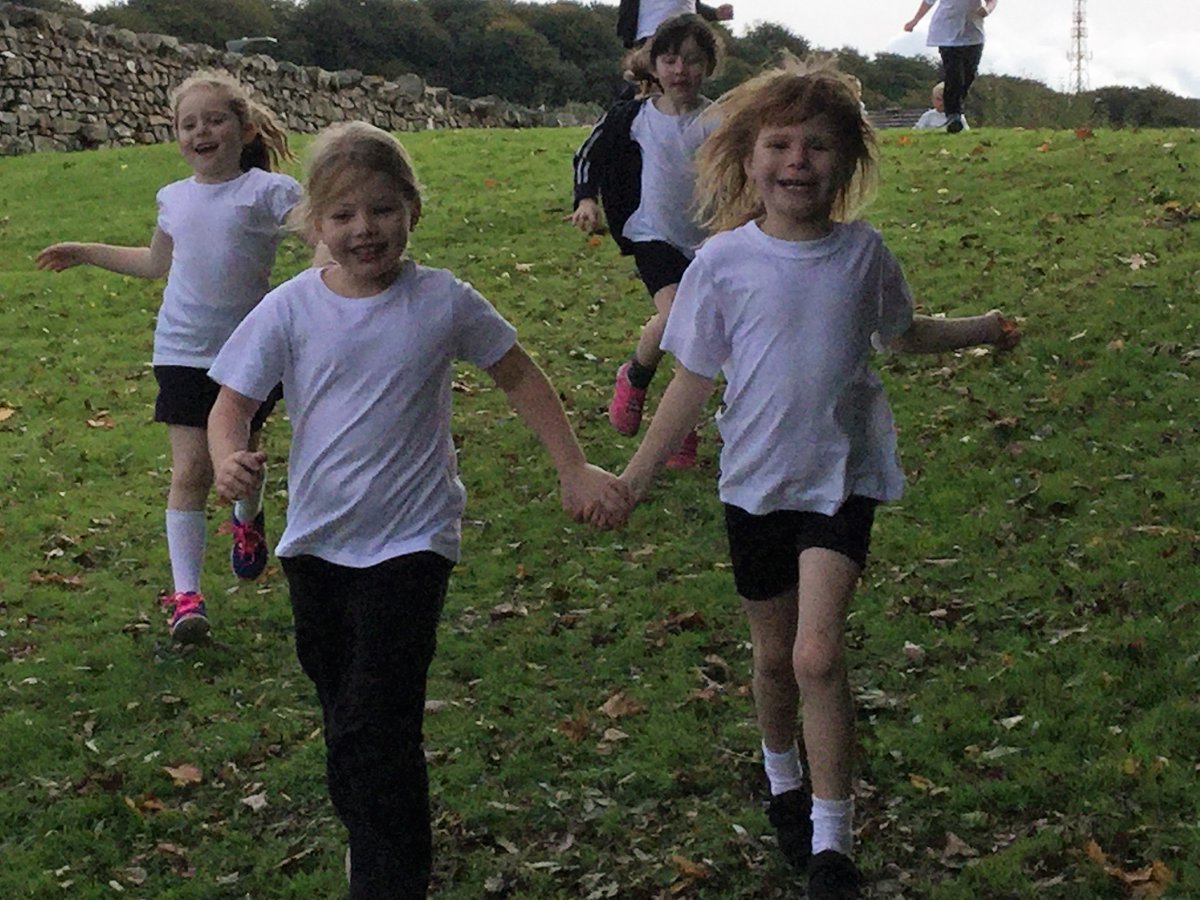 castleparksch's tweet photo. Now it's the turn of KS1 & KS2. Thank you to everyone who took part and supported us. Thanks also to #joggingpals for the warm up. https://t.co/Hk450tWCri