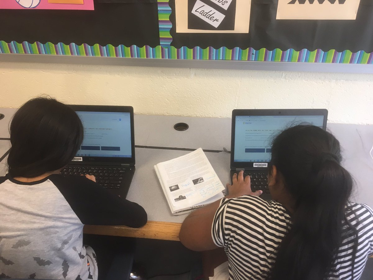 MsEinsetsClass's tweet photo. Working on @wizerme activities during science! #Weathering #BlendedLearning #WizerMe #ScienceIsCool https://t.co/hdwNlcpM2J