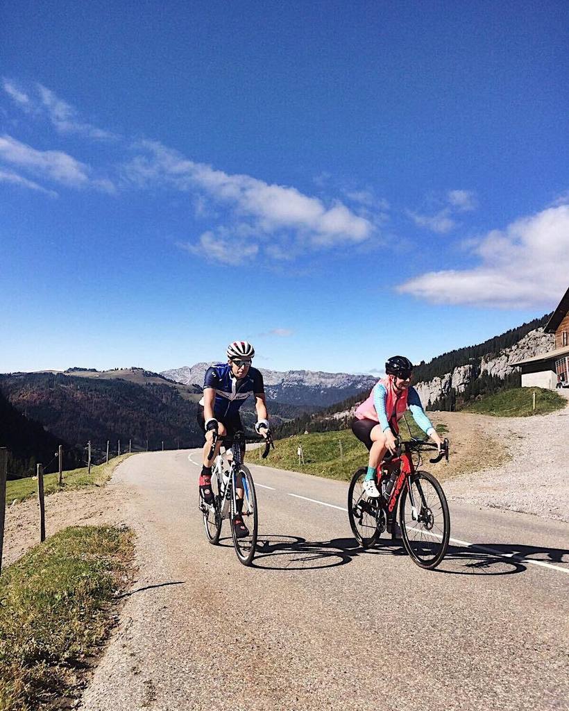 Laura_Scott's tweet image. First time cycling in the alps and some how managed to set new power and heart threshold. Need to work on my climb… ift.tt/2yvBa4Y