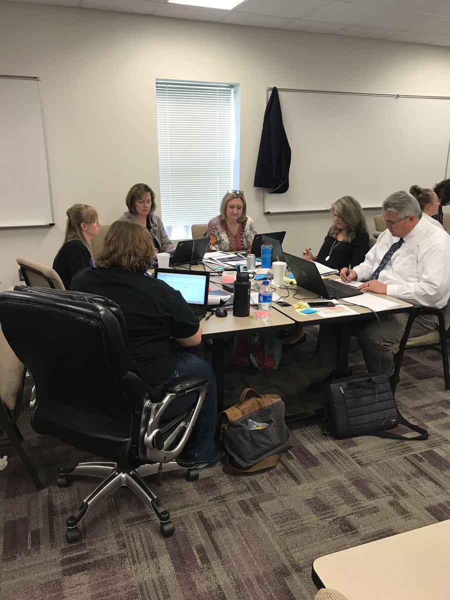 janellepersall's tweet photo. Data determines direction. #3dgrowth #evenonfriday #focuseddiscussion @E3Alliance @MarbleFallsISD https://t.co/vr3pJFal1Q
