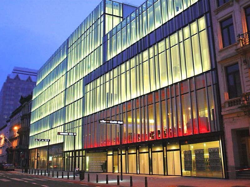 AsiiHotel's tweet photo. Vous souhaitez découvrir la #culture belge #francophone? Découvrez le théâtre national au centre de #Bruxelles. https://t.co/49HMOPAdGH https://t.co/2Do7WpliuZ