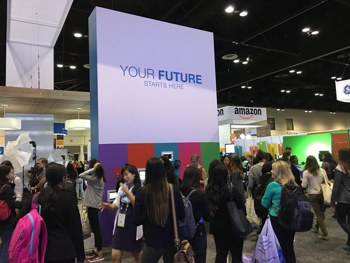 eingong's tweet photo. “Your Future Starts Here” @LinkedIn booth #GHC17 - professional headshots is generating much interest
@LinkedInEng #LinkedInWIT #WomenInTech https://t.co/4HenpgSNMg