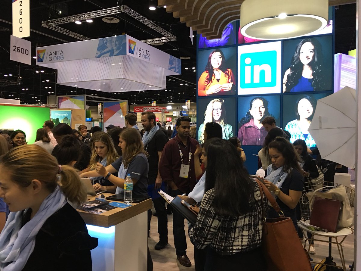 eingong's tweet photo. “Your Future Starts Here” @LinkedIn booth #GHC17 - professional headshots is generating much interest
@LinkedInEng #LinkedInWIT #WomenInTech https://t.co/4HenpgSNMg