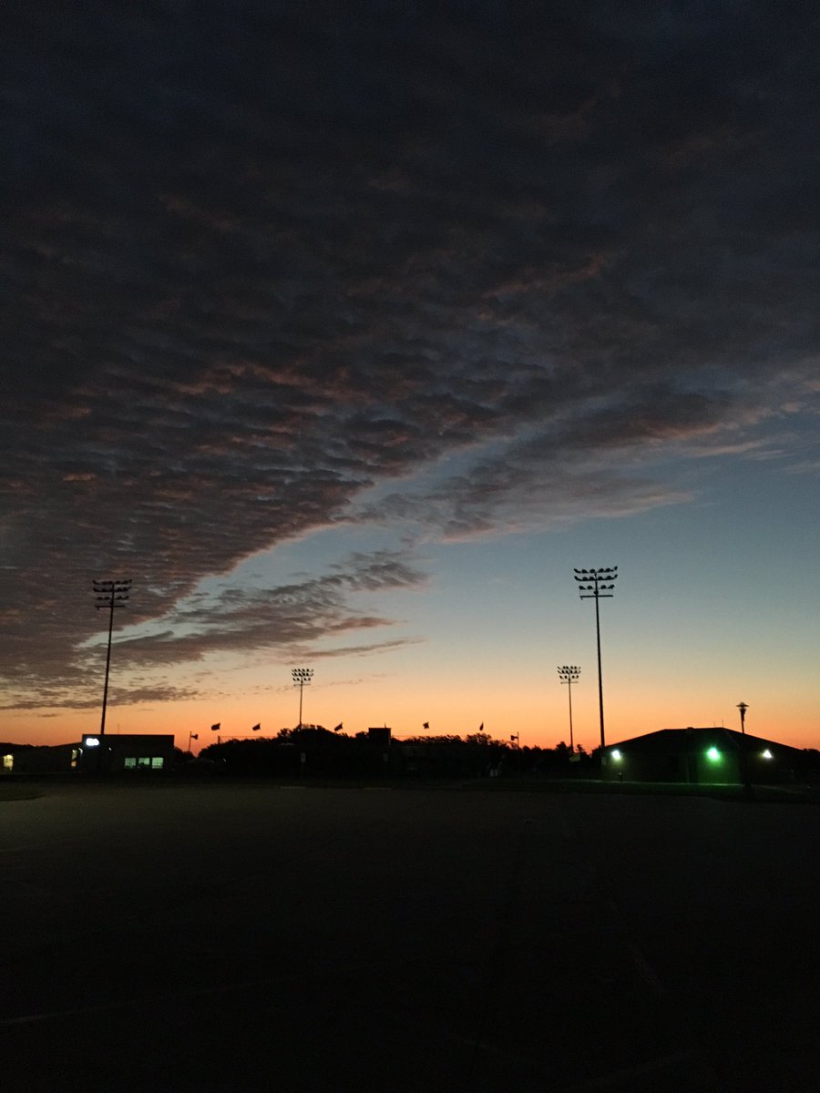 AMS_McCarthy's tweet photo. Friday morning practice https://t.co/ti1gOmSUtB