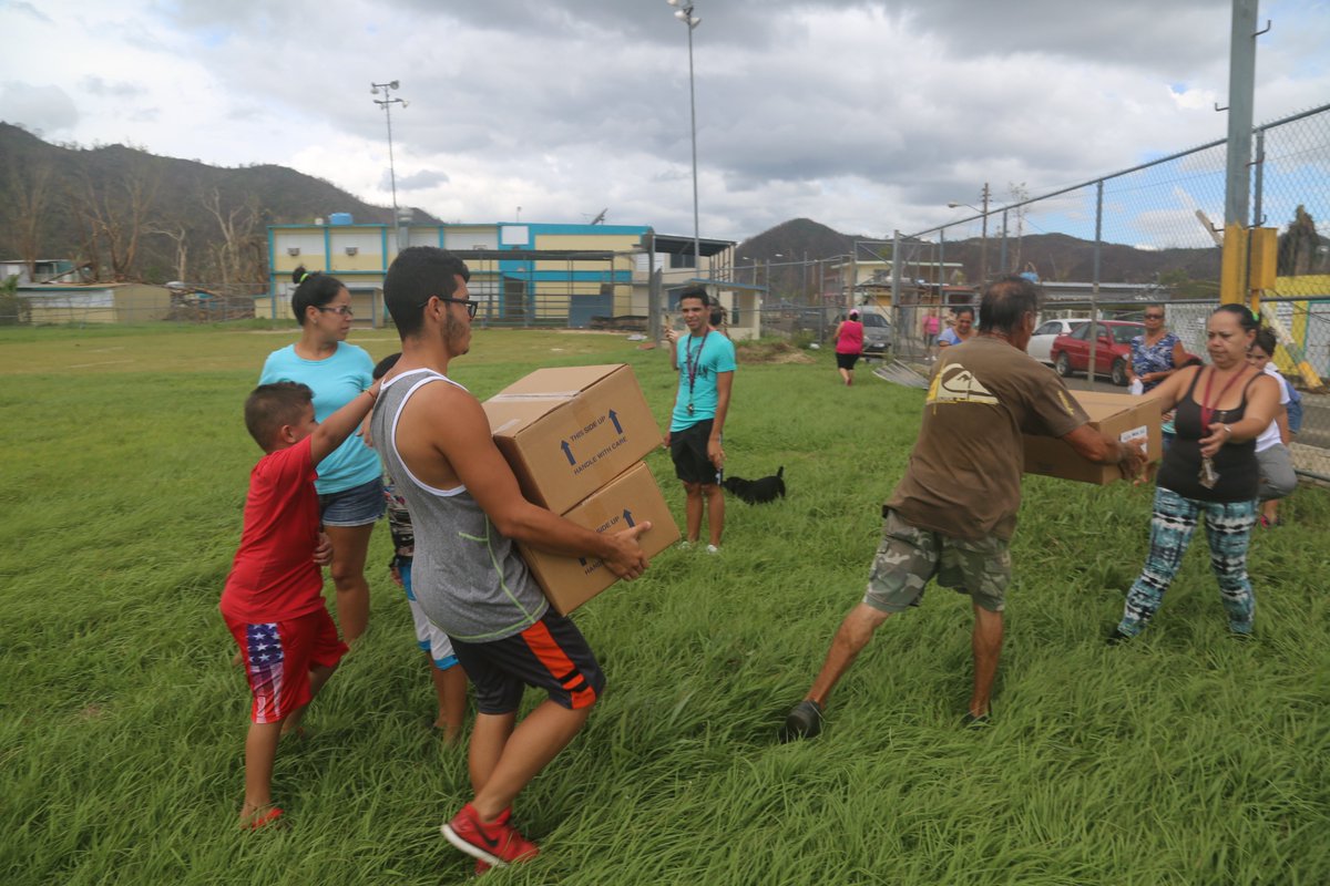 DVIDSHub's tweet photo. Hurricane Maria Relief in #PuertoRico https://t.co/wSS0dIdLSq #PuertoRicoRelief  #Military #HurricaneMaria https://t.co/pDzOu0H3iY