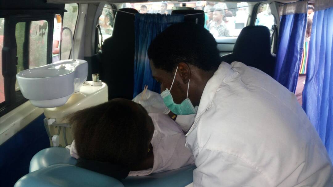 CharlotteXpertS's tweet photo. Pepsodent is live in Ewkulobia main market, Anambra State. Check in for free dental check and treatment.
#PepsodentCares #AwufOnPoint😁 https://t.co/aiNB4LDiiO