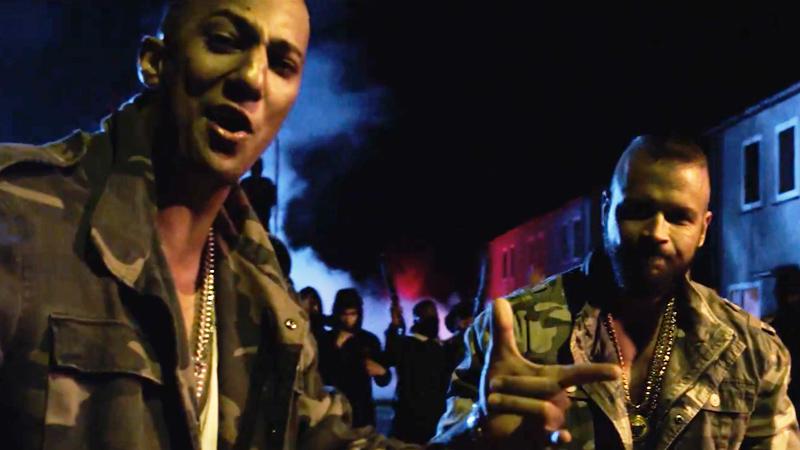 Kollegah &amp; Farid Bang schaffen Sensation: Battlerap an der Charts-Spitze hiphop.de/magazin/news/k… <a href="/kollegah/">Kollegah</a> <a href="/BitteSpitte/">Ralph M. Jacobs</a>