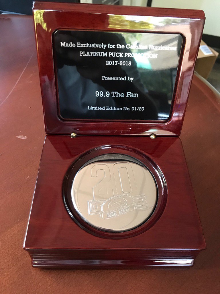 999TheFan's tweet photo. Be sure to listen THIS HOUR as we give you today's key word in our Platinum Puck Giveaway! #WinThePuck https://t.co/9FhCbjQE25