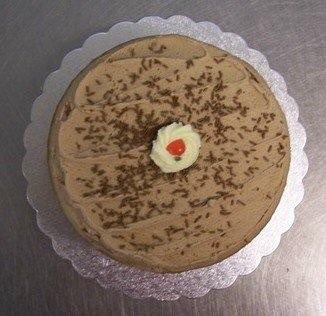 HartshornsCake's tweet photo. Sale every Friday 11am till 2pm, whole cakes £5.49 reduced to only £3.
Retweet this for a free half cake must collect by 2pm #Oswestry #cake https://t.co/HefB5ZT4Qk
