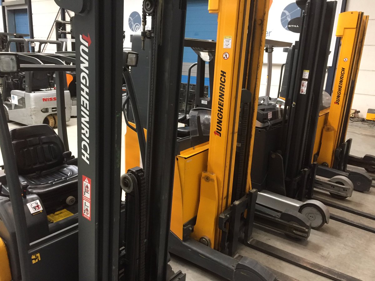 NeosEindhoven's tweet photo. Prachtig dat @manpowergroep met hun Manpower Logistics Academy met ons wil samenwerken! #datbiedtperspectief https://t.co/uqIjkMufPH