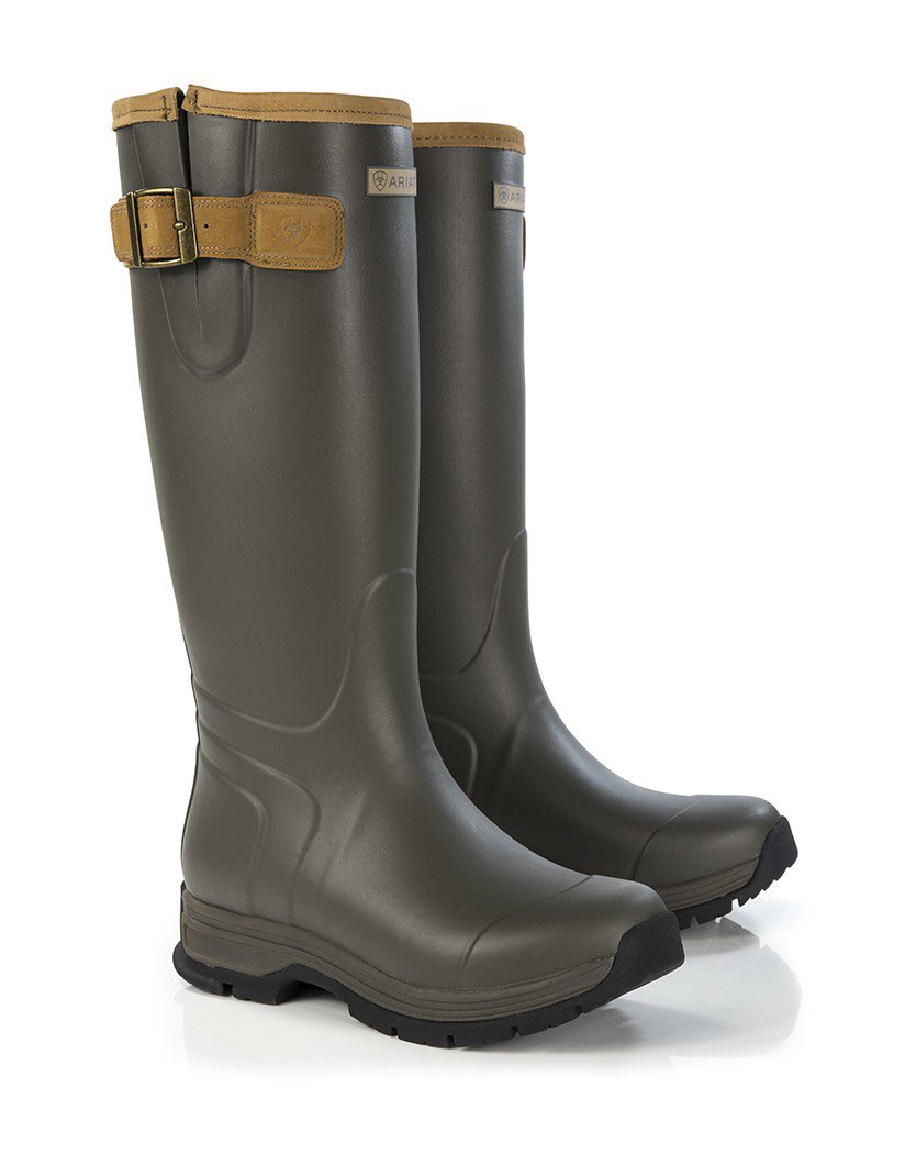 EquineHour's tweet photo. COMPETITION!
RT &amp; Follow @AriatEurope for a chance to WIN a pair of Burford Wellies, available in Men’s &amp; Ladies
Draw Sun 8-9pm  #EquineHour https://t.co/pOuNXtgm2y
