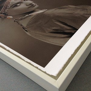 Hahnemuehle_USA's tweet photo. Deckled edges come from a very precise process. Here’s how it’s done. #hahnemühle #deckled #fineartpaper https://t.co/iGgXHcnVgq https://t.co/giOGc3t2uR