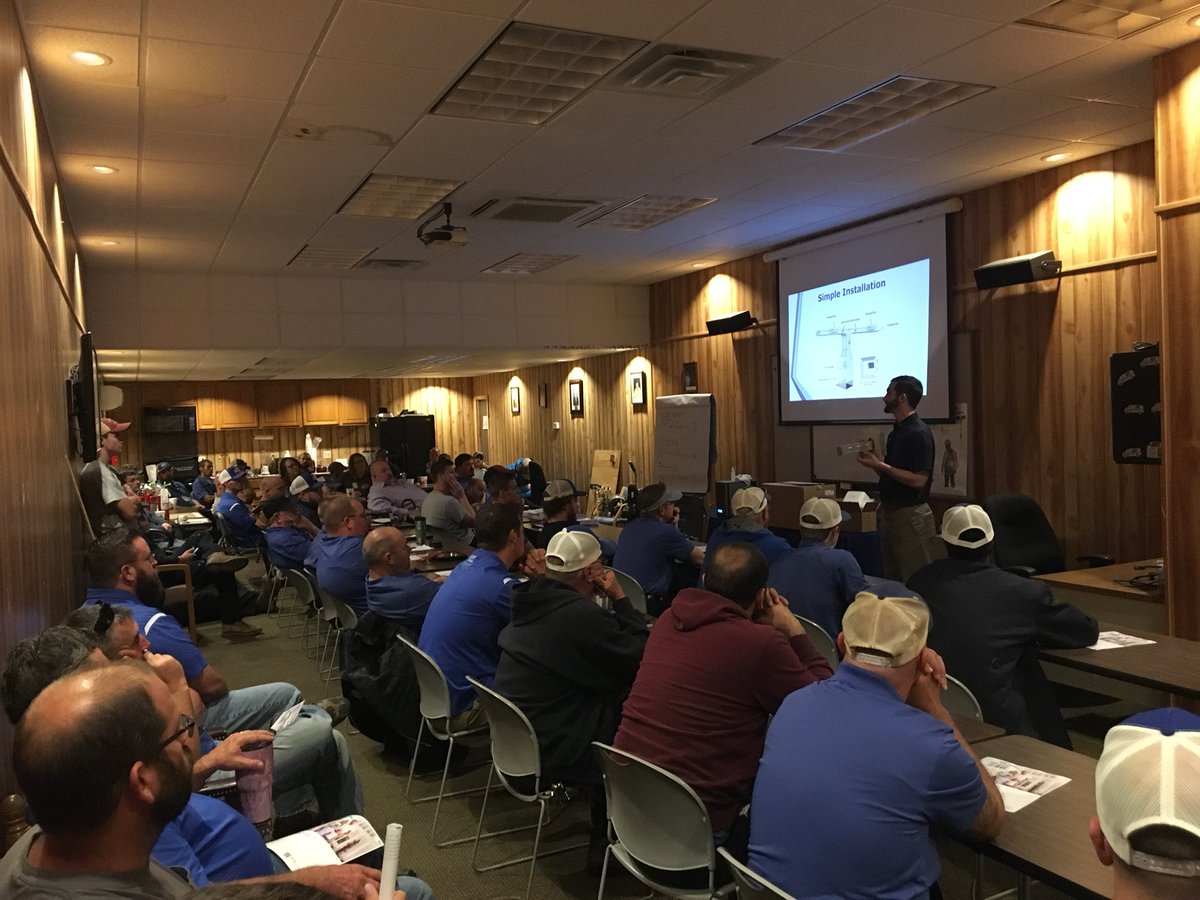 AirScrubberPlus's tweet photo. Another team trained and ready to help their customers #breatheEasy https://t.co/ENKh4sVMOy https://t.co/9qAgC4sngc