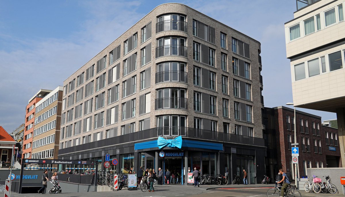 Donderdag 5 oktober is de nieuwbouw aan de Badhuisstraat in Scheveningen feestelijk geopend. Wij zijn er trots op! heilijgers.nl/badhuisstraat-…