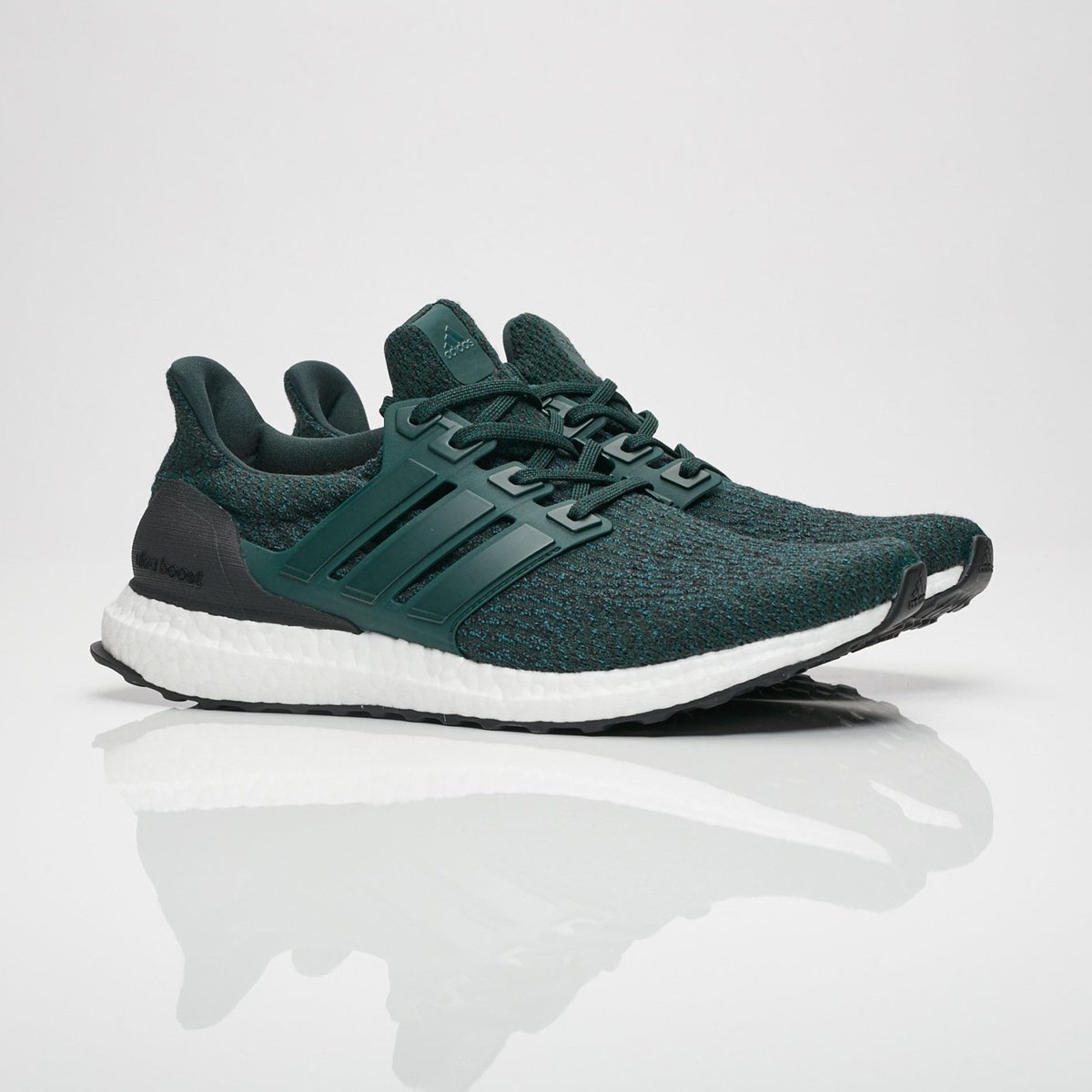 adidasalerts's tweet photo. Now available on @Sneakersnstuff.
adidas Ultra Boost 3.0 Dark Green.
Use code FALL20 for 20% off.
—> https://t.co/icqVNF2GVe https://t.co/1wM0r8RjNM