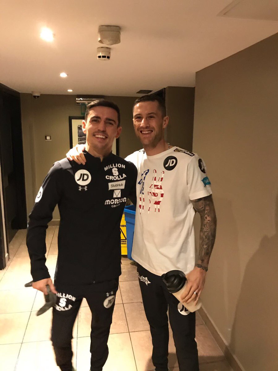 ricksterko's tweet photo. Wee photo with @ant_crolla before the weigh in👍 https://t.co/UjQ3xAtGtE