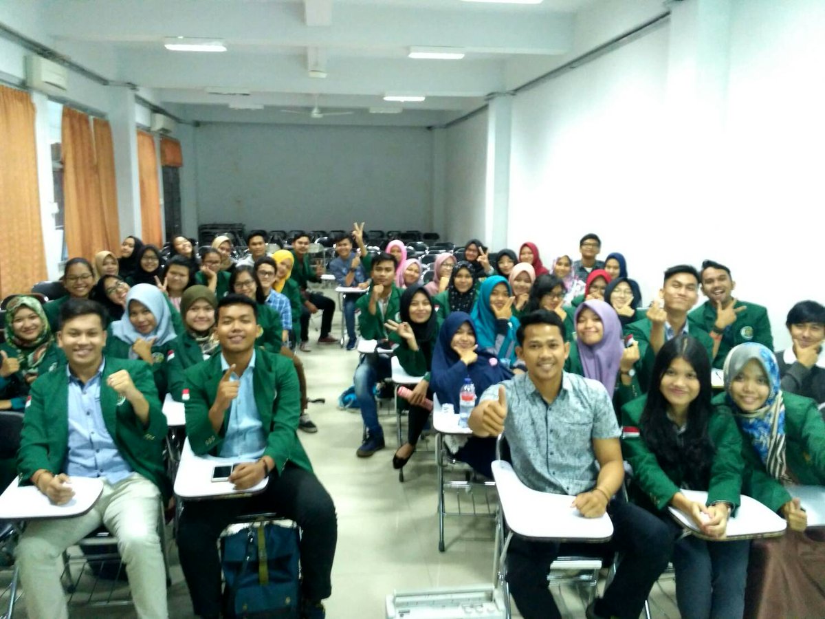 PEMAFKM_USU's tweet photo. Telah terlaksana Upgrading Pemerintahan Mahasiswa FKM USU dengan pembawa materi abangda Muhammad Rizal.

#pemafkmusu
#kabinetberintegritas https://t.co/vSvYJv19pb