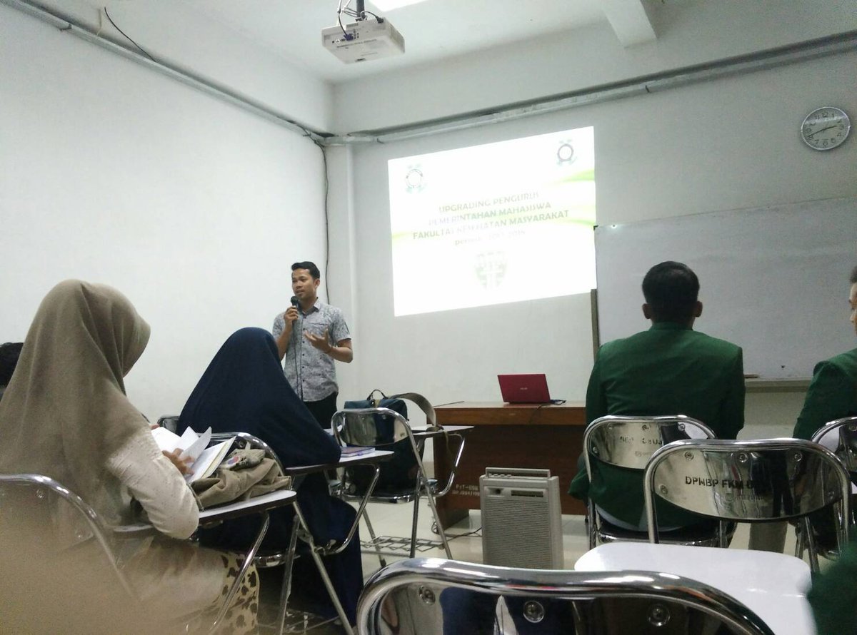 PEMAFKM_USU's tweet photo. Telah terlaksana Upgrading Pemerintahan Mahasiswa FKM USU dengan pembawa materi abangda Muhammad Rizal.

#pemafkmusu
#kabinetberintegritas https://t.co/vSvYJv19pb