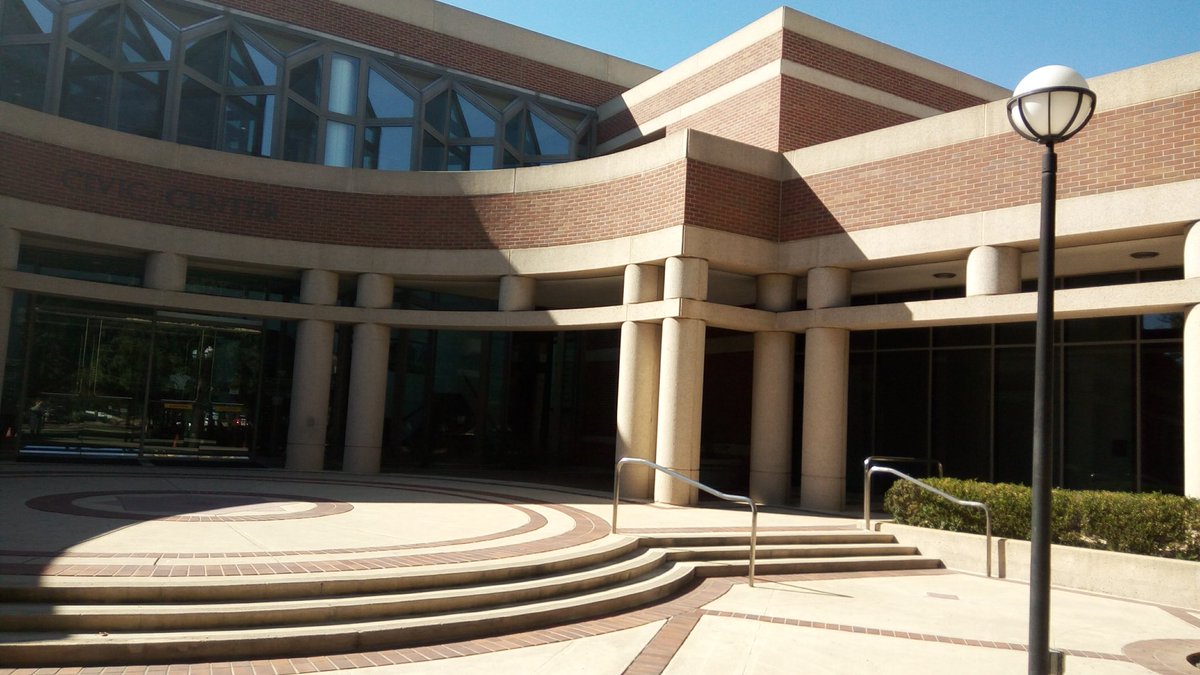 govex_jhu's tweet photo. .@CityofRC thanks for welcoming #GovEx - Our 1st day has been successful with enthusiasm &amp; good conversation at #data #analytics training! https://t.co/SvK6XoS1HB
